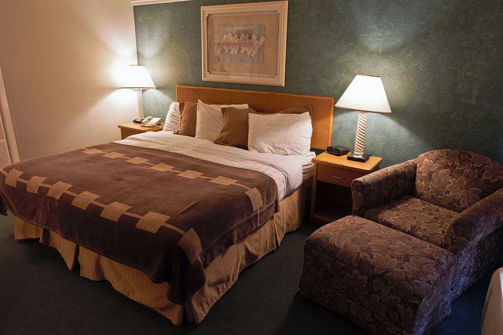 Pines Inn & Suites Cottonwood Eksteriør billede
