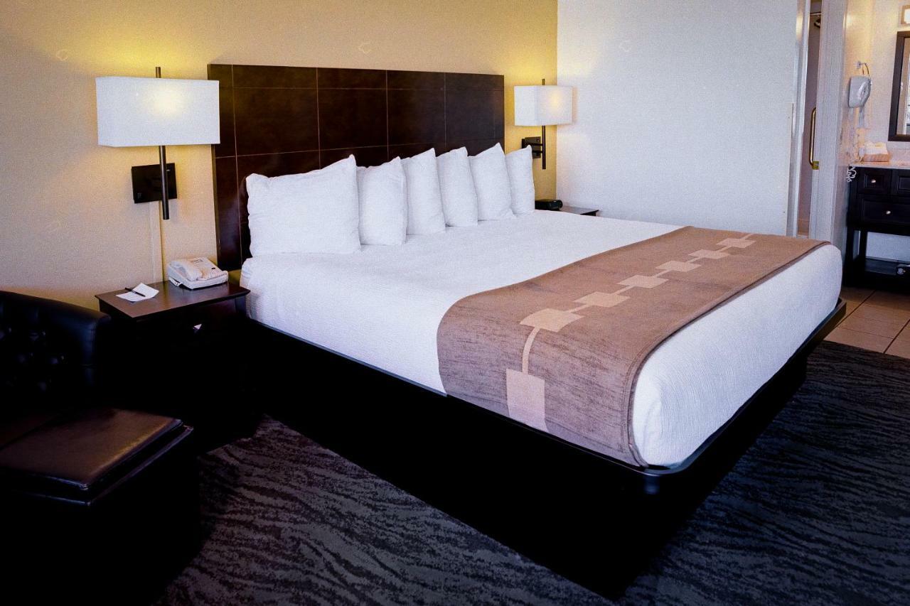 Pines Inn & Suites Cottonwood Eksteriør billede