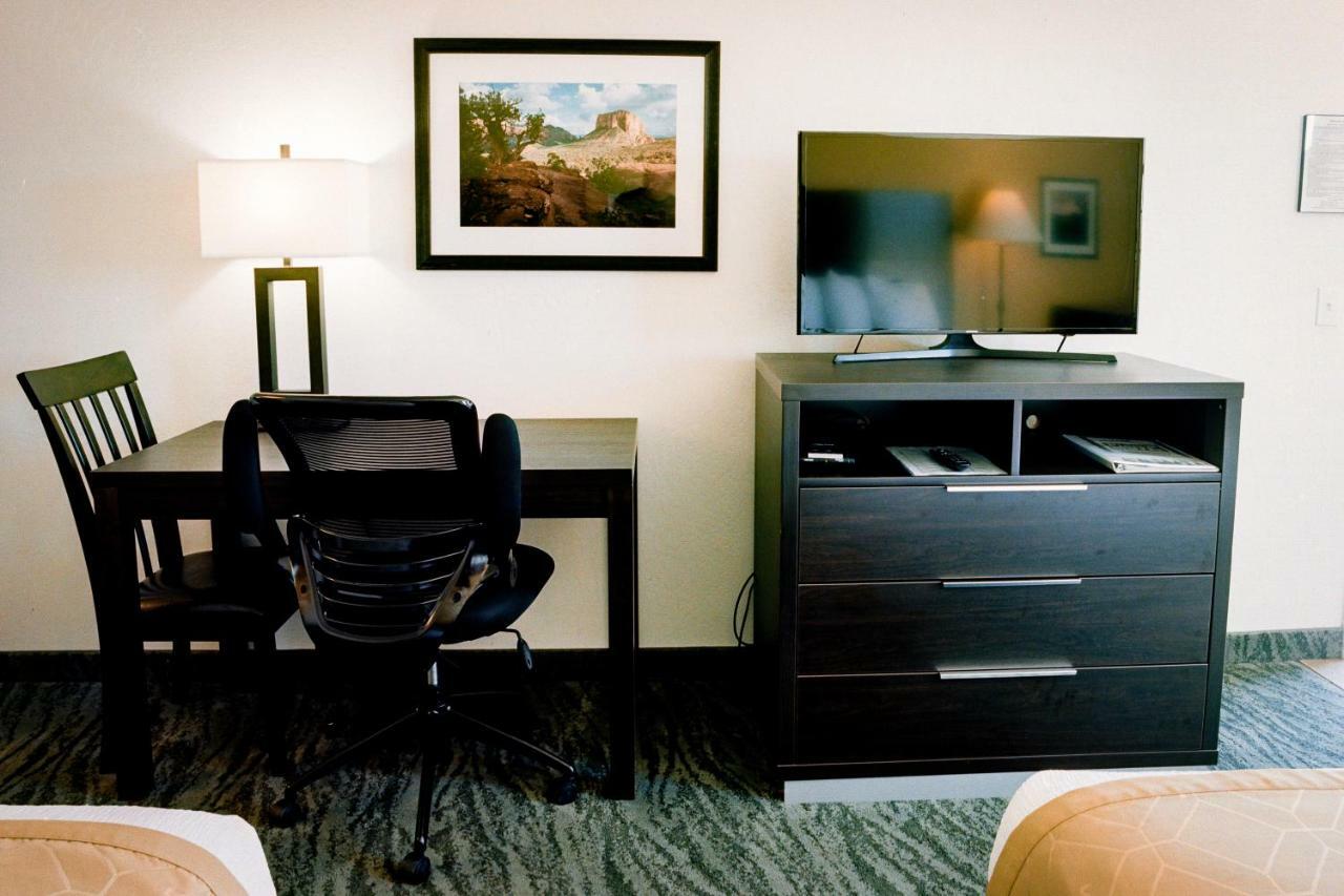 Pines Inn & Suites Cottonwood Eksteriør billede